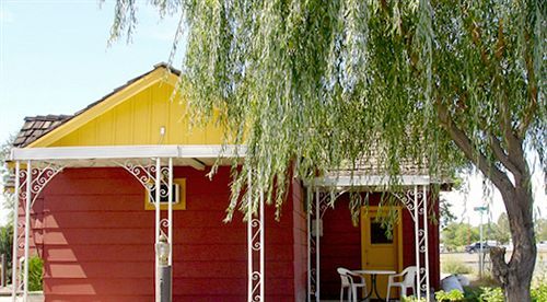 Modoc Inn Alturas Buitenkant foto